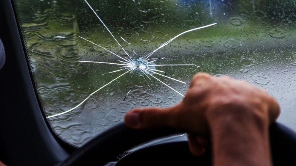 Car glass repair methods Car glass repair methods